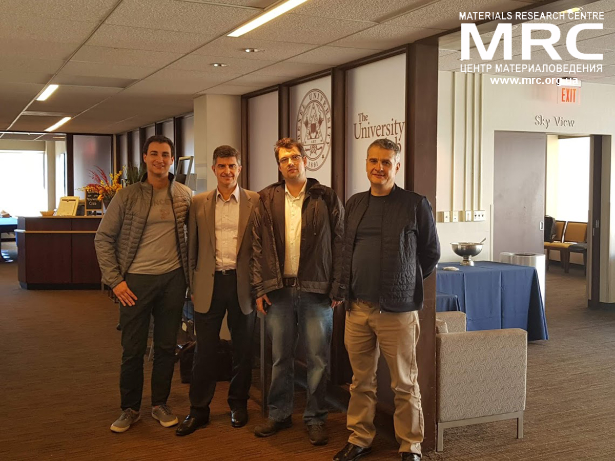 Слева направо: Chris Shack (Drexel University), профессор Юрий Гогоци (Drexel University),профессор Zdenek Sofer (UST,Prage) и директор MRC Алексей Гогоци в Университете Дрекселя alt