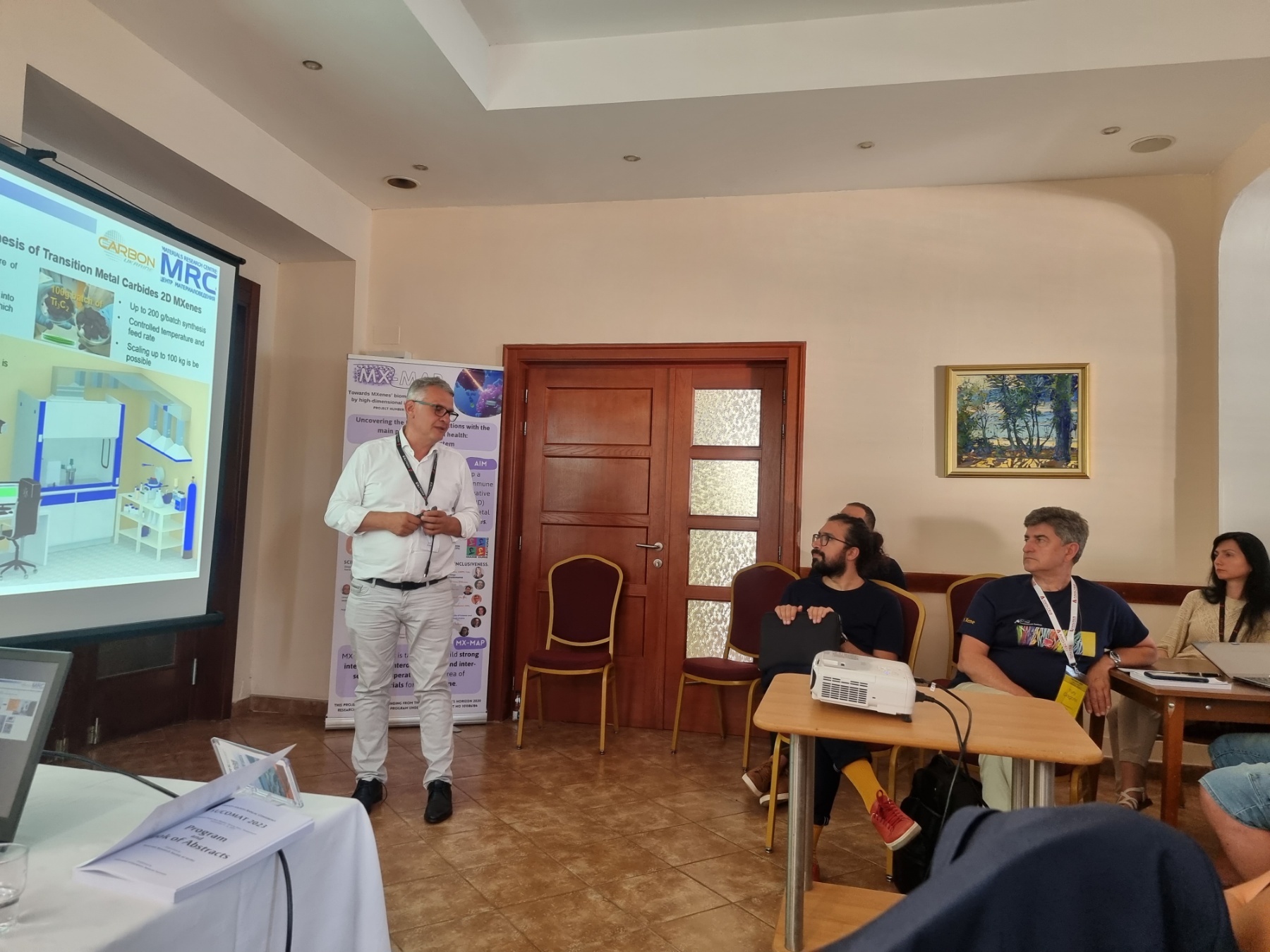 Dr. Oleksiy Gogotsi, dorector of MRC, at the MX-MAP section of Yucomat 2023 conference alt