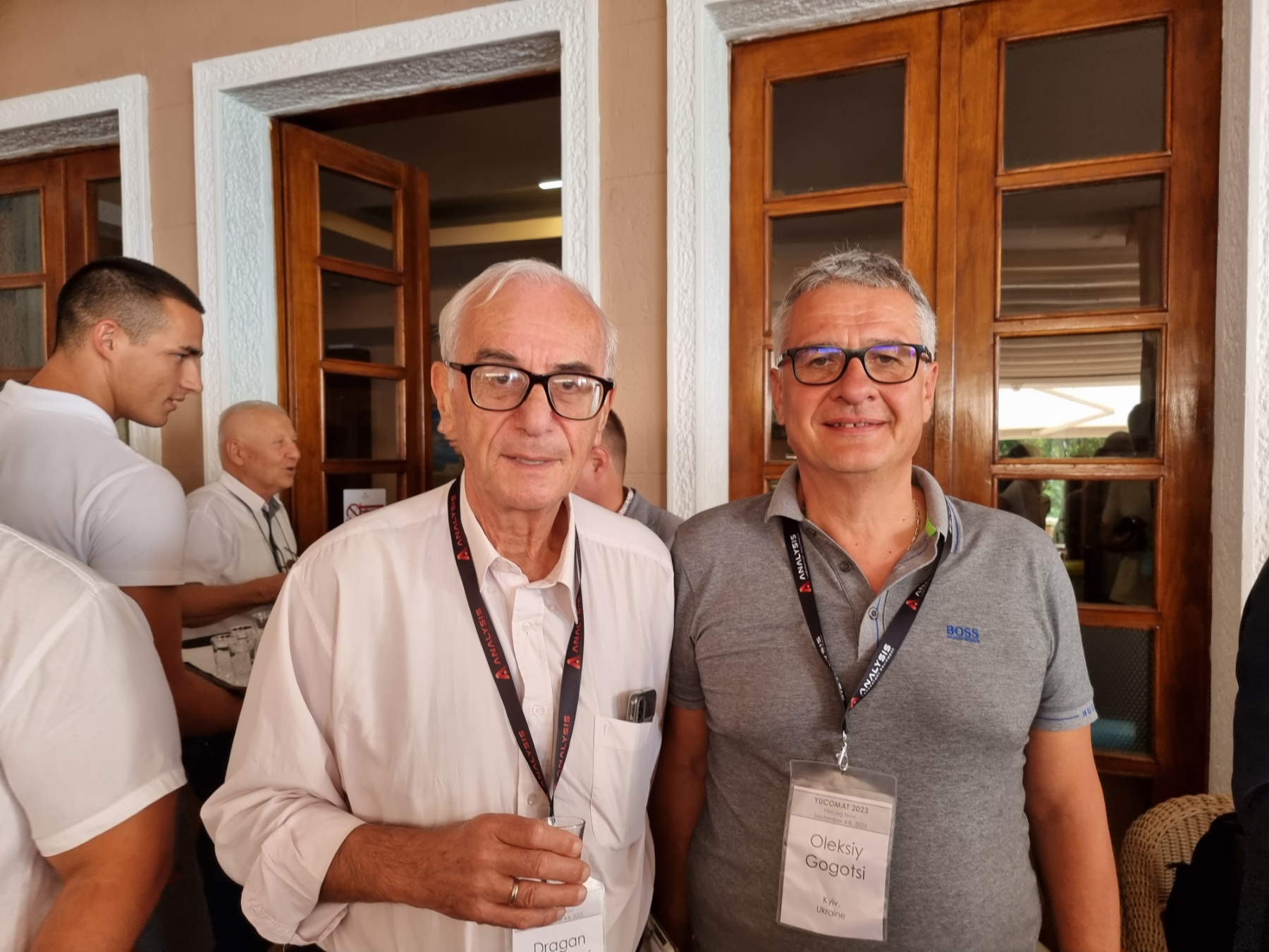 Chair of MRS Serbia Dr. Dragan Uskokovic and Dr. Oleksiy Gogotsi, director of MRC alt