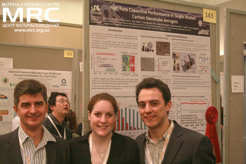 During the Poster Session, prof. Yury Gogotsi, Katie Van Aken, Carlos Perez During the Poster Session, prof. Yury Gogotsi, Katie Van Aken, Carlos Perez