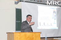 Алексей Гогоци выступил с докладом на конференции Порошковая металлургия в КПИ