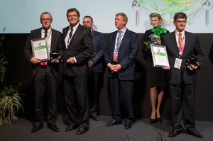 From left to right - Rusnanoprize laureate prof. Patrice Simon, prof. Dieter Bimberg, Ilya Abrosimov, Anatoly Chubais and Rusnanoprize laureate prof. Yury Gogotsi