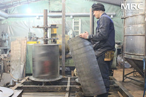 Сборка корпуса фильтра на стапеле: установка внешней оболочки