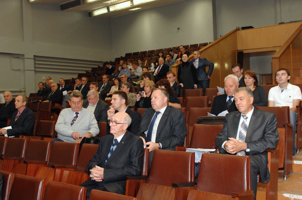 профессор, д.т.н. Михаил Губинский (Днепропетровск, Украина) на Международной научно-практической конференции в УрФУ