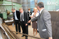 Project participants at MRC’s workshop. Gogotsi O. G. demonstrates to the project participants and guests the results of the work done Project participants at MRC’s workshop. Gogotsi O. G. demonstrates to the project participants and guests the results of the work done