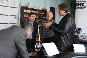 Working discussion on the research project, at the photo from left to right: O.Gogotsi (Materials Research Centre), project manager of the project "New Materials for Electric Drive Vehicles" S. Saenko (KIPT), M.Brodnikovskiy(Materials Research Centre), I. Barsukov (AETC, USA)