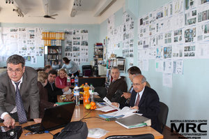 From left to right: O.Gogotsi (Materials Research Centre), N.Dudko(STCU), S. Saenko (KIPT), M.Brodnikovskiy, Yu.Zubets , A.Ustyuzhanina (Materials Research Centre), M.Gubinskiy(NMetAU), I. Barsukov (AETC, USA), Upendra S. Rohatgi(Brookhaven National Laboratory, USA)