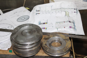 Изготовление крышек винтового конвейера