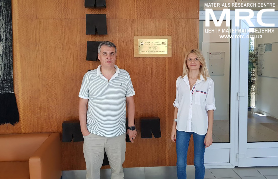 Участники проекта NANO2DAY от Центра Материаловедения Алексей Гогоци и Вероника Загородная, Институт Полимеров, Девинска Нова, Братислалва, Словакия