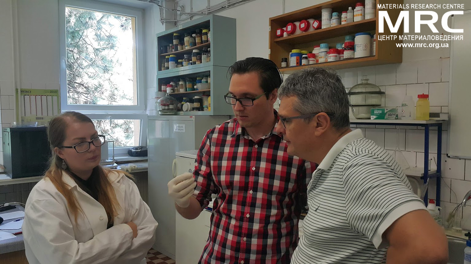 Эксперименты в Polymer Institute SAS