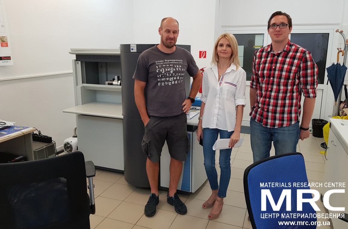 Matej Mičušík (Polymer Institute), Вероника Загородная (MRC), Michal Procházka (Polymer Institute) 