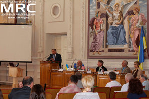 Выступление доктора Михаила Згуровского, ректора НТУУ КПИ, в президиуме заседают заместительисполнительного директора (от США) Украинского научно-технологического центра УНТЦ Вик Корун, Исполнительный Директор УНТЦ Куртис Белаяч, доктор Павел Цибулев, институт интеллектуальной собственности и права, доктор Инна Малюкова, директор программы Поредничество в трансфере технологий, НТУУ КПИ