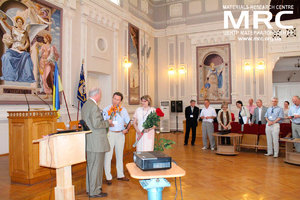 коллеги и друзья поздравляют Вика Корсуна