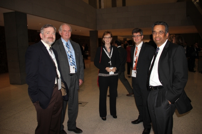 На фото слева направо участники конференции ARC 2013:  Jeff Nihols, Associate Laboratory Director, Computing & Computational Sciences at Oak Ridge National Laboratory (ORNL); David Millhorn, University of Tennessee executive vice president, serving as the chief operating officer of the university’s four campuses and three statewide institutes; Dona Crawford, Associate Director, Computation, Lawrence Livermore National Laboratory; Yury Gogotsi, A.J. Drexel Nanotechnology Institute Director, Drexel University; Ramamoorthy Ramesh, Oak Ridge National Laboratory (ORNL) Deputy Director for Science and Technology.