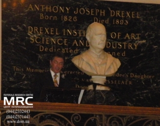 Доклад Полномочного Посла, Постоянного представителя Украины при ООН Юрия Сергеева Доклад Полномочного Посла, Постоянного представителя Украины при ООН Юрия Сергеева (Lecture of the Chairman of representative Office of Ukrainian mass and Plenipotentiary Ambassador, Permanent representative of Ukraine at UNO of Y. Sergeev ) во время приема на честь украинских выпускников в Центральном зале Университета Дрекселя (in time Reception in honour the ukrainian graduating students In the Central ha of Drexel University)